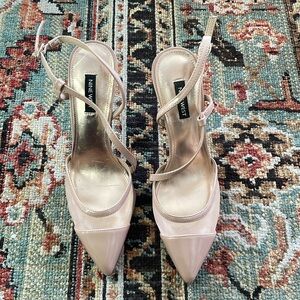 Nine West nude pointy heel